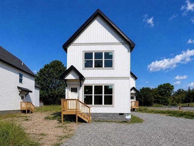 House for sale in Guthrie, Todd County