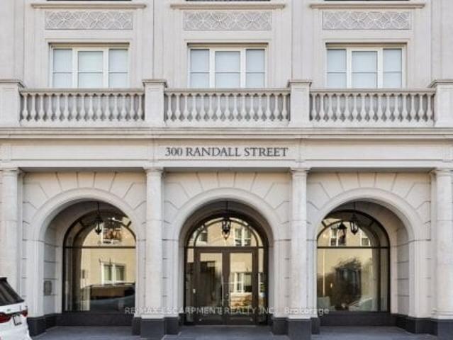 Condo for sale in Oakville, Ontario