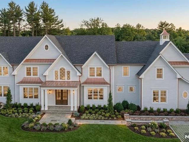 House for sale in Ferdinands Mills, Franklin Lakes