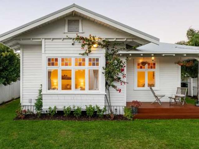 House for sale in Balmoral, Oroua County