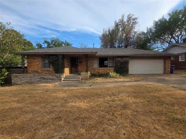 House for sale in Midwest City, Oklahoma County