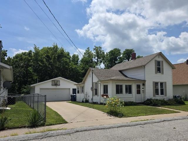 House for sale in Muscatine, Iowa