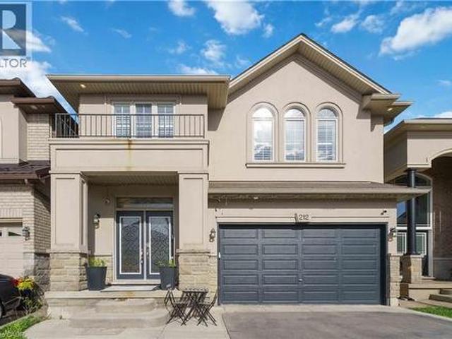 House for sale in Ancaster, Ontario