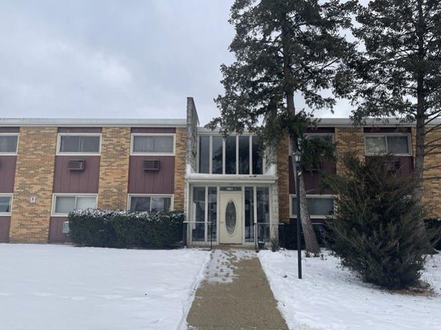 Condo for sale in Lombard, Illinois