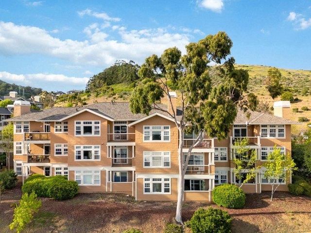 Condo for sale in San Mateo, California