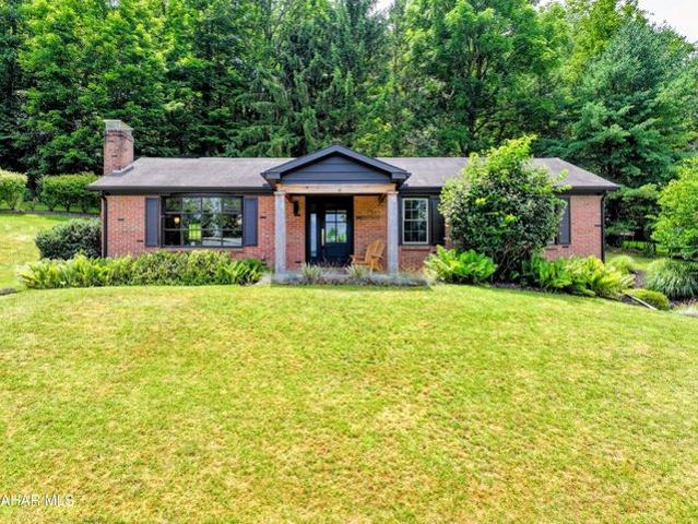 House for sale in Bedford, Pennsylvania