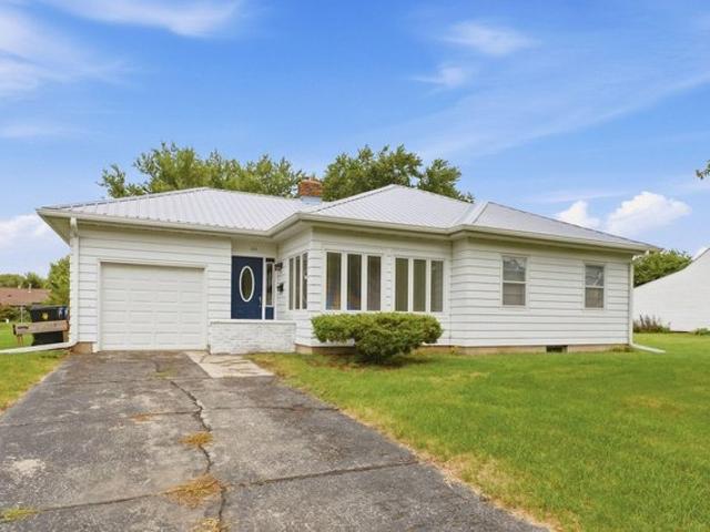 House for sale in Tipton, Cedar County