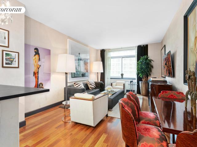 Condo for sale in Manhattan Community Board 6, New York