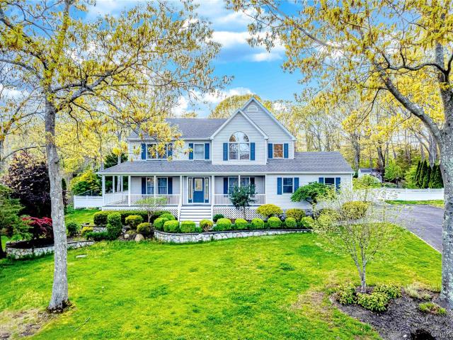 House for sale in Wading River, New York