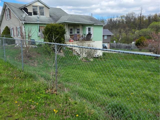 House for sale in East Millsboro, Pennsylvania