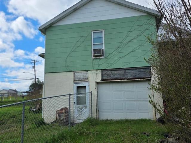 House for sale in East Millsboro, Pennsylvania