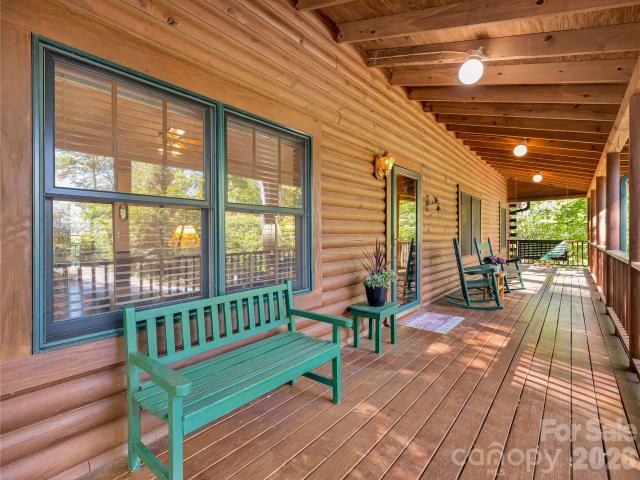 House for sale in Saluda, North Carolina