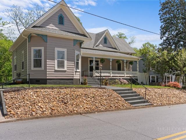 House for sale in Elkin, North Carolina