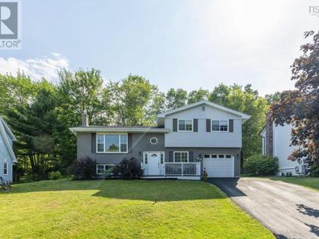 House for sale in Lower Sackville, Nova Scotia