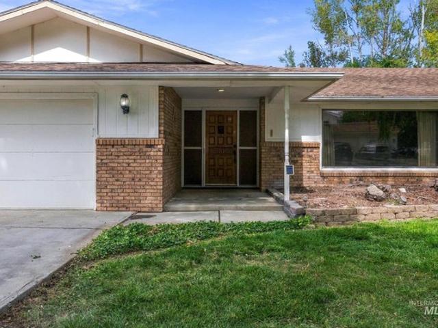 House for sale in Caldwell, Canyon County