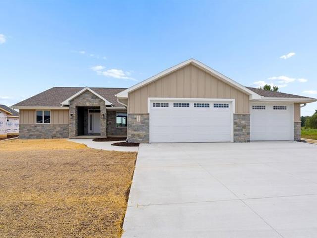 House for sale in Wrightstown, Wisconsin