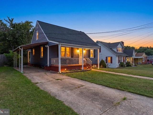 House for sale in Pasadena, Maryland