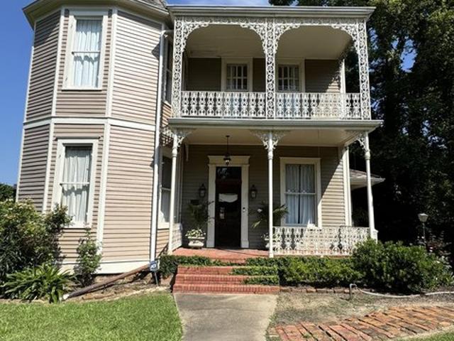 House for sale in Natchez, Mississippi