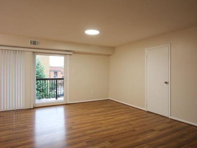 Condo for sale in Virginia