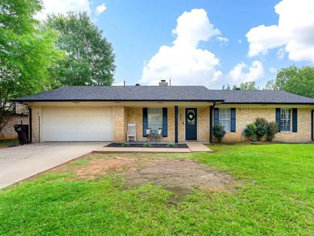 House for sale in Harrison, Texas