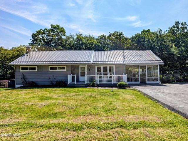 House for sale in Bedford, Pennsylvania