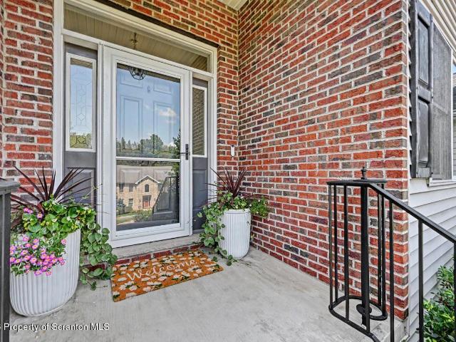 House for sale in Chinchilla, Pennsylvania