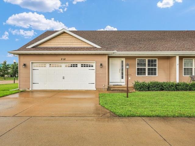 Townhouse for sale in Fisher, Illinois