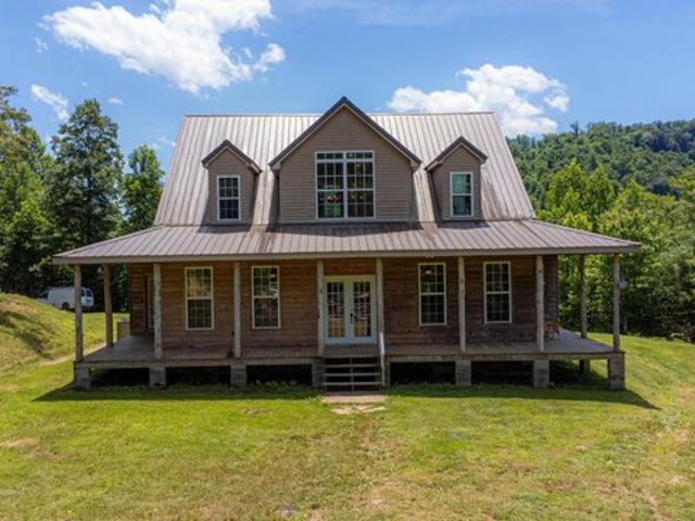 Farm for sale in Flat Lick, Kentucky
