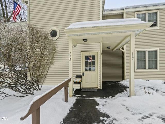 Condo for sale in Saratoga, New York