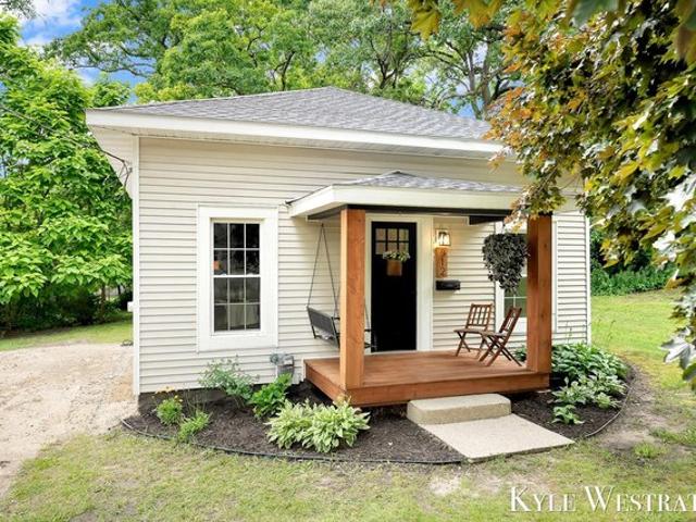 House for sale in Lowell, Michigan