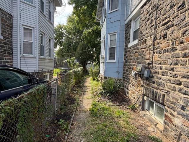 Townhouse for sale in Delco, Pennsylvania