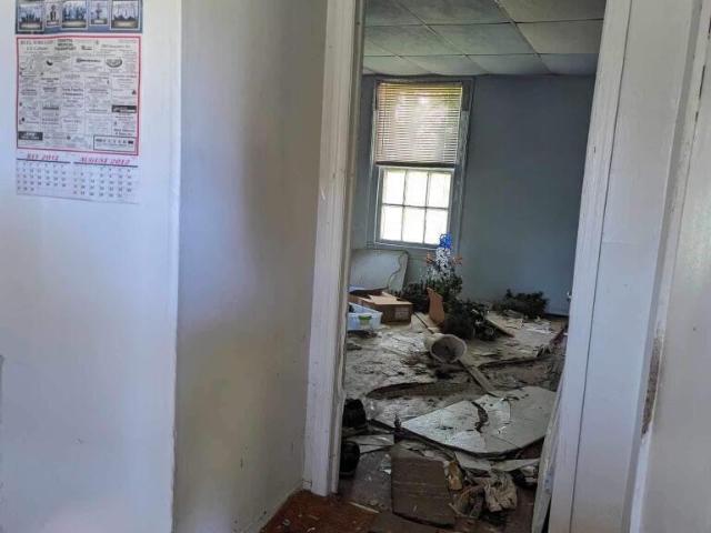 House for sale in Oak City, North Carolina