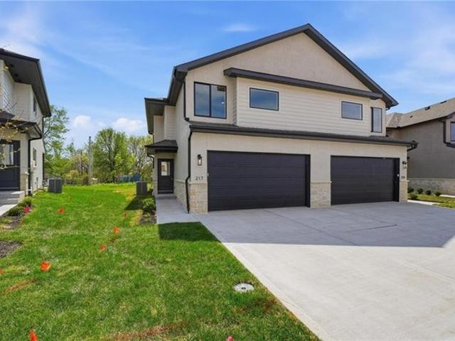 Townhouse for sale in Missouri
