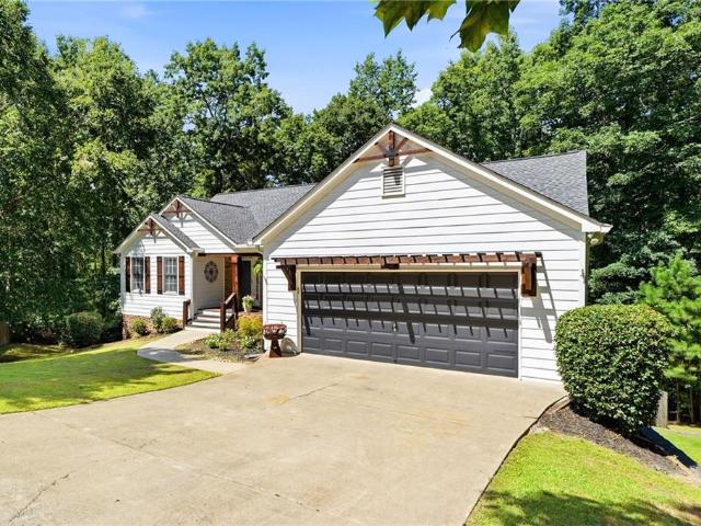 House for sale in White, Georgia