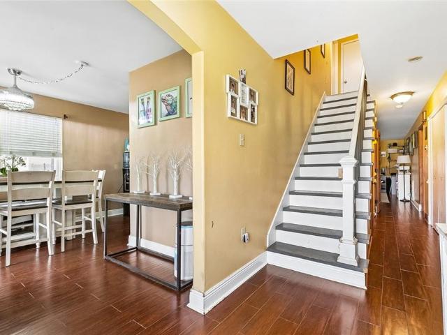House for sale in Saint Claude Heights, Arabi
