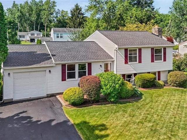 House for sale in Henrietta, New York