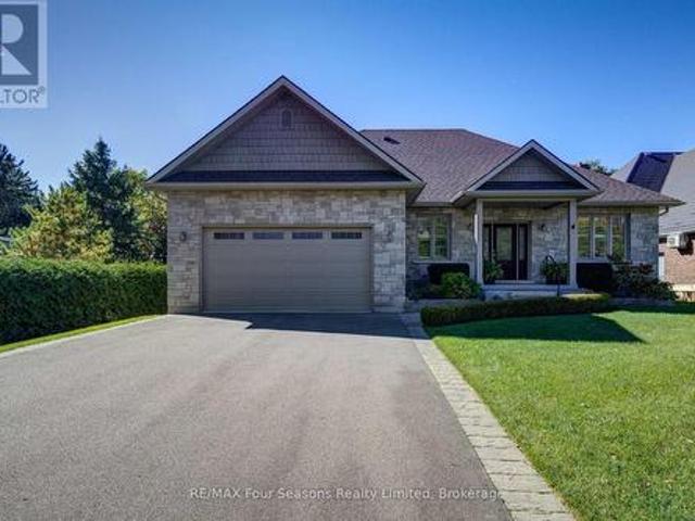 House for sale in Meaford, Southwestern Ontario