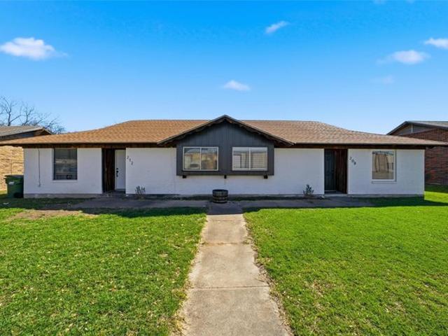 House for sale in Hewitt, Texas