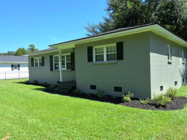 House for sale in Moncks Corner, South Carolina