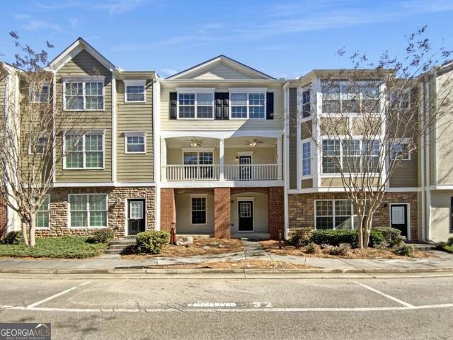 Townhouse for sale in Canton