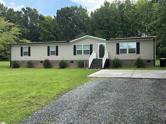 House for sale in Starr, South Carolina