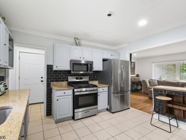 House for sale in Stockholm, New Jersey