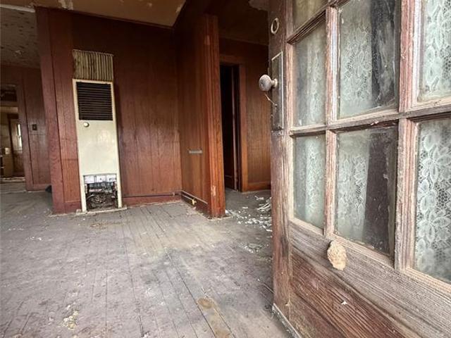 House for sale in McLoud, Pottawatomie County