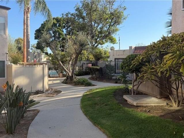 Condo for sale in Placentia, California