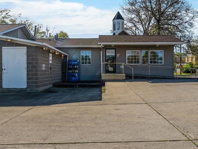 Commercial for sale in Jefferson
