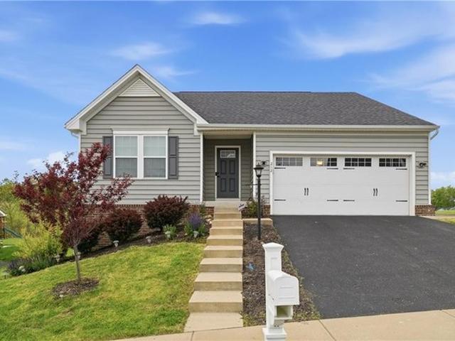 House for sale in Oakdale, Pennsylvania