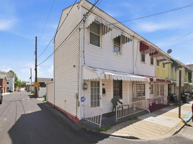 House for sale in Pittsburgh, Allegheny County