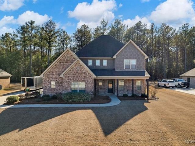 House for sale in Elmore, Alabama
