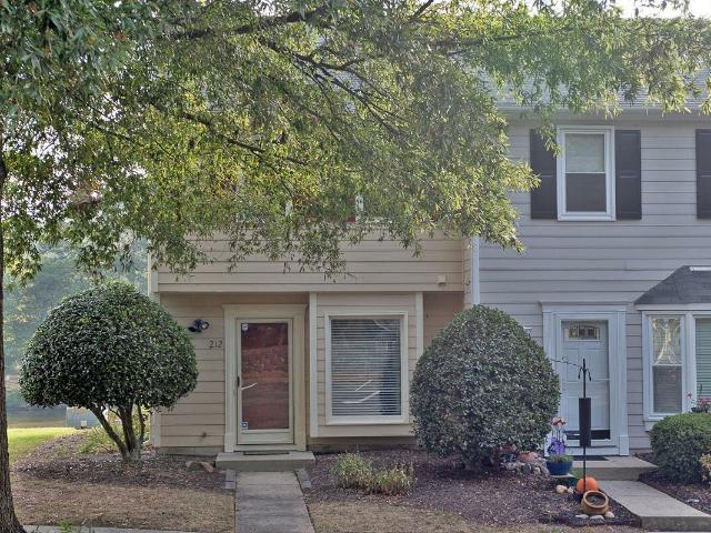 Townhouse for rent in Chapel Hill