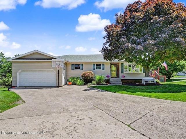 House for sale in Clarks Summit, Pennsylvania